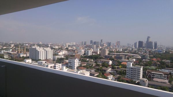 รูปภาพ 3 bed Condo in Le Chateau Mansion Khlong Tan Nuea Sub District C10564