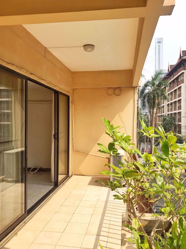 รูปภาพ 1 bed Condo in Lin Court Khlongtoei Sub District C10639