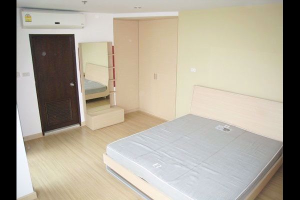 Picture of 2 bed Duplex in P.W.T. Mansion Khlongtoei Sub District C10658