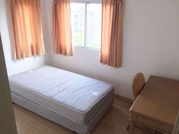 รูปภาพ 3 bed Condo in P.W.T. Mansion Khlongtoei Sub District C10661