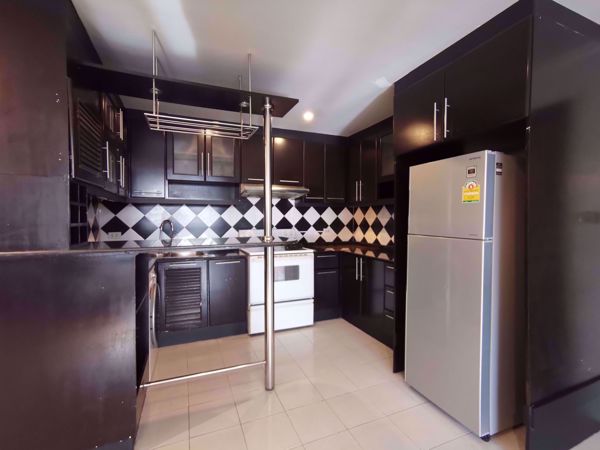 รูปภาพ 2 bed Condo in Supalai Place Condominium Khlong Tan Nuea Sub District C10676