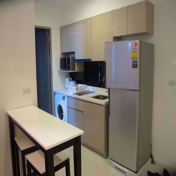 Picture of 1 bed Condo in Trapezo Sukhumvit 16 Khlongtoei Sub District C10683