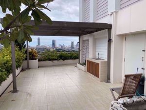 Picture of 3 bed Duplex in Baan Ploenchit Lumphini Sub District D10667