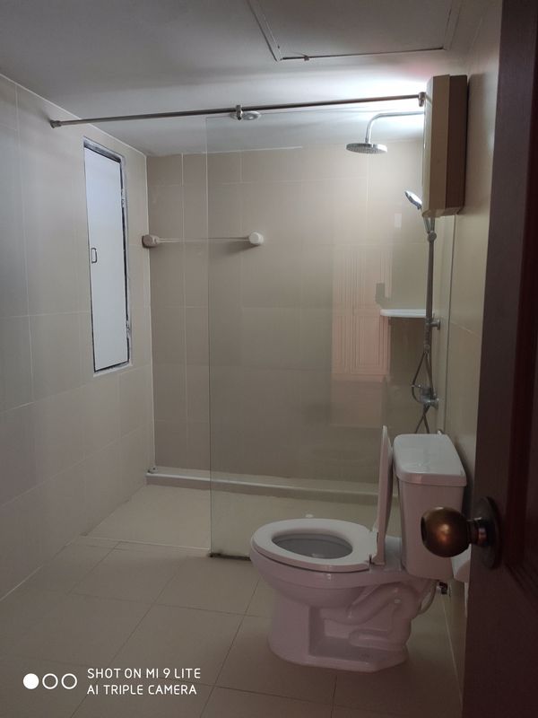 รูปภาพ 3 bed Condo in Le Chateau Mansion Khlong Tan Nuea Sub District C10696