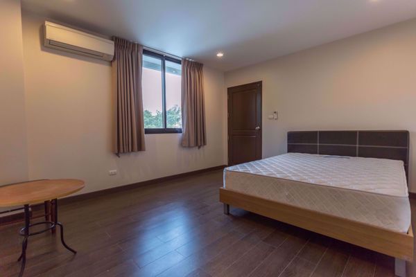 Picture of 3 bed Condo in Vanida Apartment Ekkamai Khlong Tan Nuea Sub District C10706