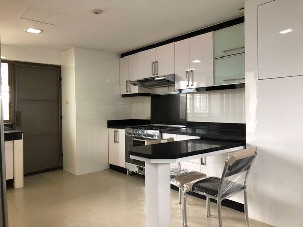 Picture of 3 bed Condo in Asa Garden Khlongtan Sub District C10808