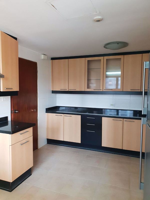 Picture of 3 bed Condo in Asa Garden Khlongtan Sub District C10834