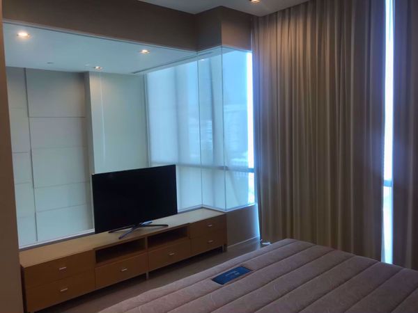 รูปภาพ 1 bed Duplex in The Room Sukhumvit 21 Khlong Toei Nuea Sub District D10670