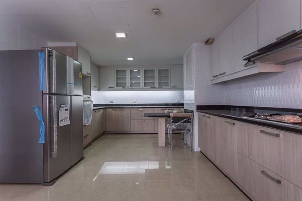 Picture of 3 bed Condo in Asa Garden Khlongtan Sub District C10839