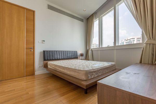 รูปภาพ 3 bed Condo in Millennium Residence Khlongtoei Sub District C10893