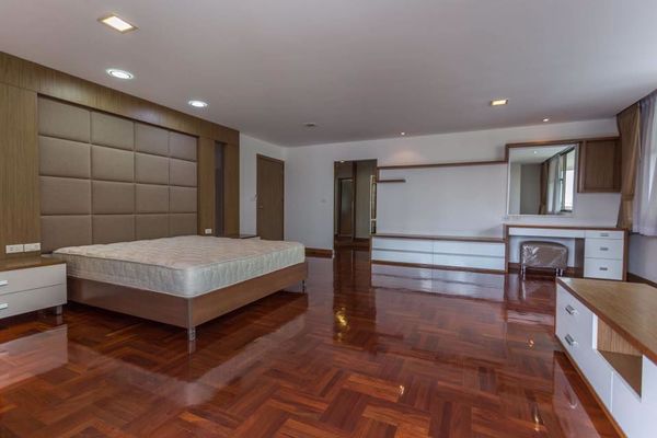 Picture of 3 bed Condo in Asa Garden Khlongtan Sub District C10894