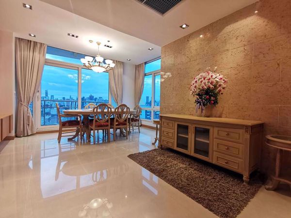 รูปภาพ 3 bed Condo in The Height Khlong Toei Nuea Sub District C10896