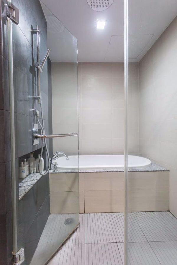 รูปภาพ 1 bed Condo in Millennium Residence Khlongtoei Sub District C10957