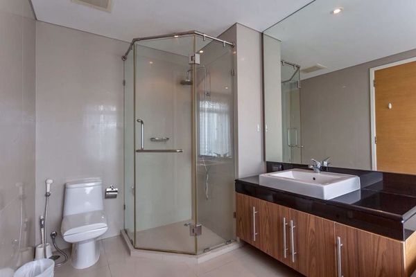 รูปภาพ 3 bed Condo in Fullerton Sukhumvit Khlongtoei Sub District C10973