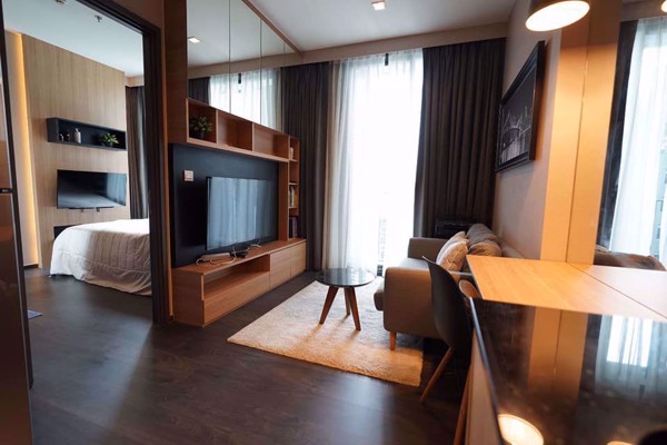 Picture of 1 bed Condo in Edge Sukhumvit 23 Khlong Toei Nuea Sub District C10979