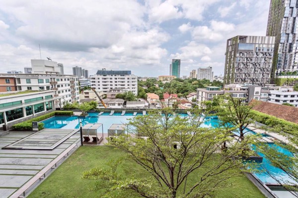 รูปภาพ 2 ห้องนอน Condo ในโครงการ Siri at Sukhumvit Phra Khanong Sub District C10984