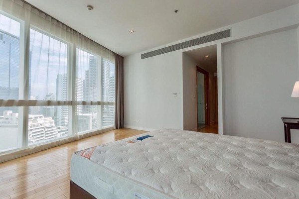 รูปภาพ 3 ห้องนอน คอนโด ในโครงการ Millennium Residence เขตคลองเตย แขวงคลองเตย C10997