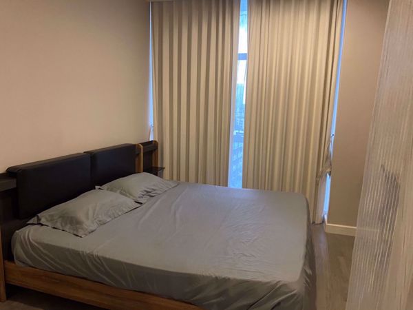 รูปภาพ 1 bed Condo in The Room Sathorn-TanonPun Silom Sub District C11003