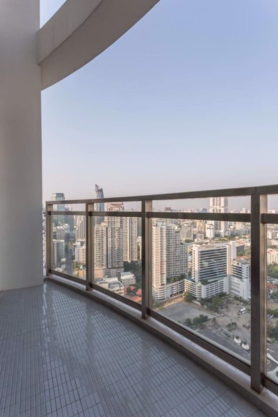 Picture of 3 bed Duplex in Bright Sukhumvit 24 Khlongtan Sub District D11013