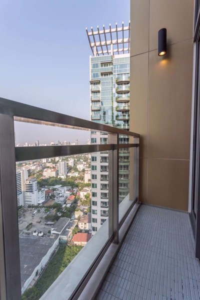 Picture of 3 bed Duplex in Bright Sukhumvit 24 Khlongtan Sub District D11013