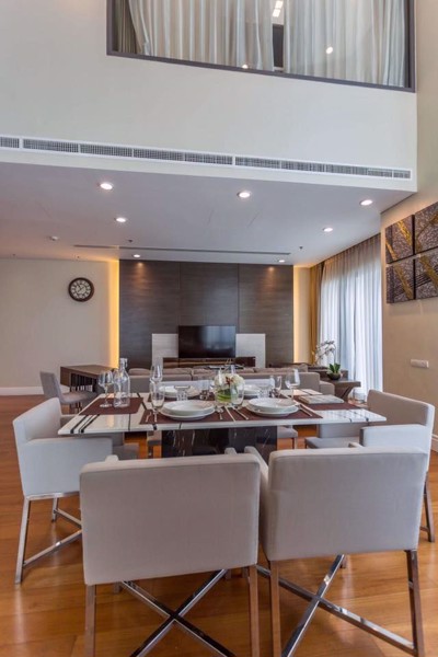 Picture of 3 bed Duplex in Bright Sukhumvit 24 Khlongtan Sub District D11014