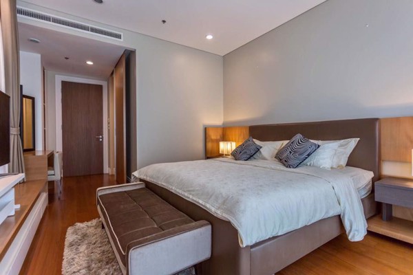 Picture of 3 bed Duplex in Bright Sukhumvit 24 Khlongtan Sub District D11014