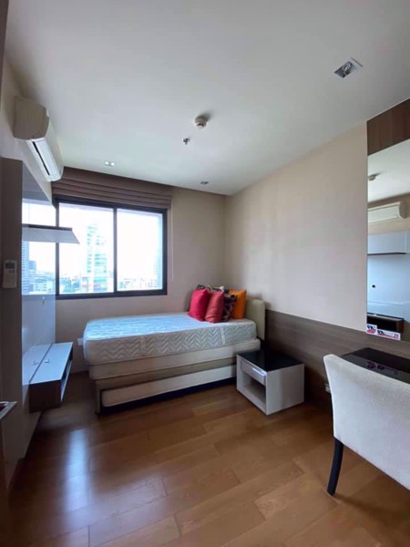 Picture of 2 bed Condo in The Address Sathorn Silom Sub District C06950