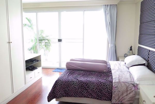 รูปภาพ 2 bed Condo in SCC Residence Khlong Tan Nuea Sub District C11059