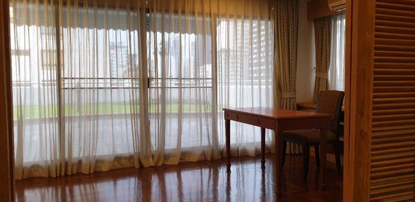 รูปภาพ 5 bed Penthouse in Baan Sawasdee Khlong Tan Nuea Sub District P11059