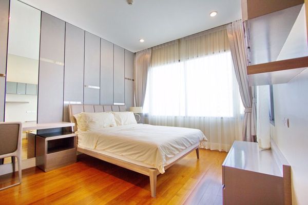 รูปภาพ 3 bed Duplex in Bright Sukhumvit 24 Khlongtan Sub District D11016