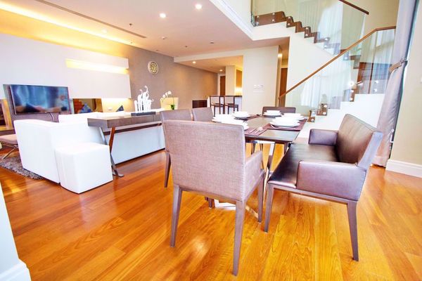 รูปภาพ 3 bed Duplex in Bright Sukhumvit 24 Khlongtan Sub District D11016