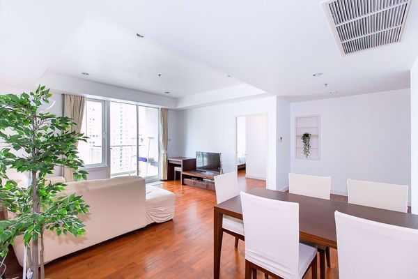 รูปภาพ 2 bed Condo in Baan Siri 24 Khlongtan Sub District C11069