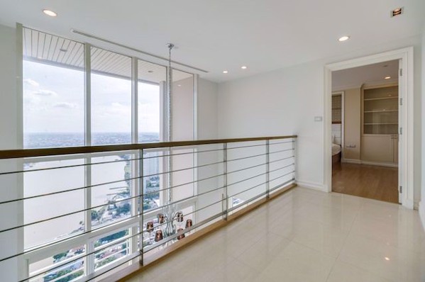 Picture of 3 bed Penthouse in Watermark Chaophraya Khlong Ton Sai Sub District P11060