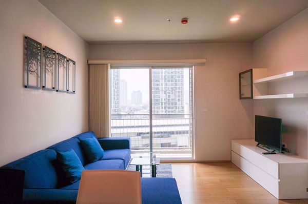 Picture of 1 bed Condo in Hive Sathorn Khlong Ton Sai Sub District C11143