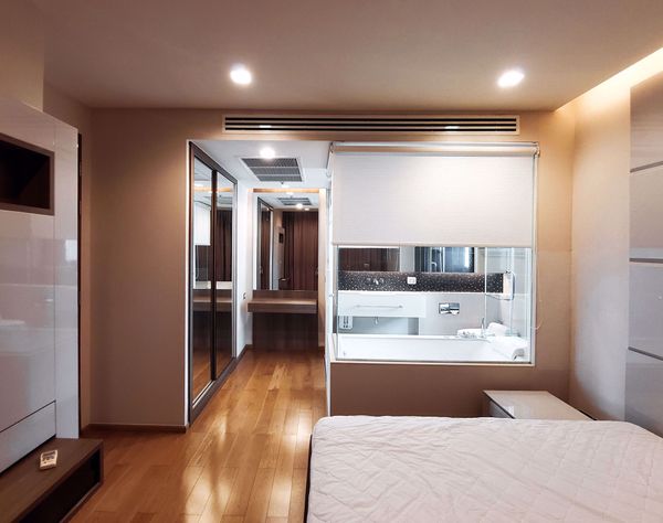 รูปภาพ 2 bed Condo in The Address Sathorn Silom Sub District C11164