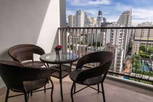 รูปภาพ 3 bed Condo in 15 Sukhumvit Residences Khlong Toei Nuea Sub District C11167