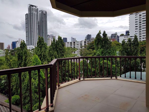 Picture of 3 bed Condo in The Cadogan Private Residence Khlong Tan Nuea Sub District C11240