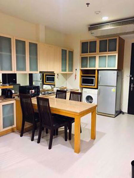 รูปภาพ 2 bed Condo in CitiSmart Sukhumvit 18 Khlongtoei Sub District C11277