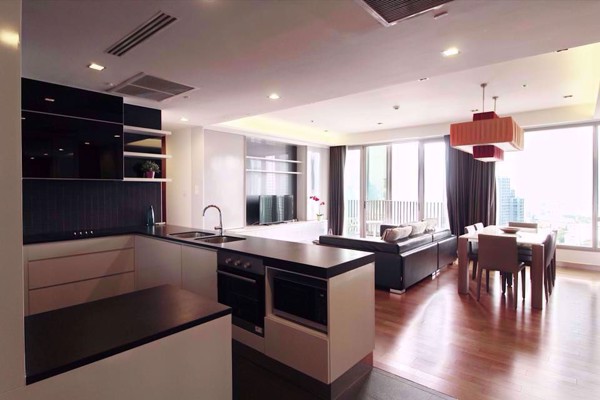 Picture of 3 bed Condo in Ashton Morph 38 Phra Khanong Sub District C11285