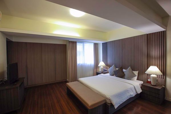 Picture of 2 bed Condo in The Kameo Court Khlong Toei Nuea Sub District C11302