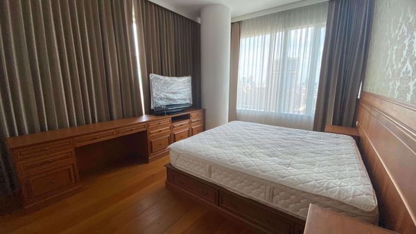 Picture of 3 bed Condo in 185 Rajadamri Lumphini Sub District C11306