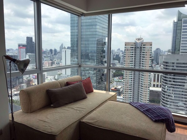 รูปภาพ 1 bed Condo in Silom Suite Silom Sub District C10113