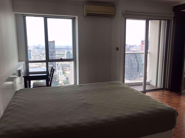 รูปภาพ 1 bed Condo in Silom Suite Silom Sub District C10113