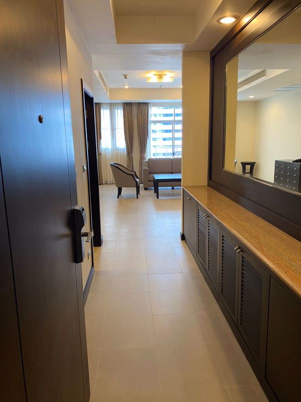 รูปภาพ 3 bed Condo in Grand Mercure Bangkok Asoke Residence Khlong Toei Nuea Sub District C11332