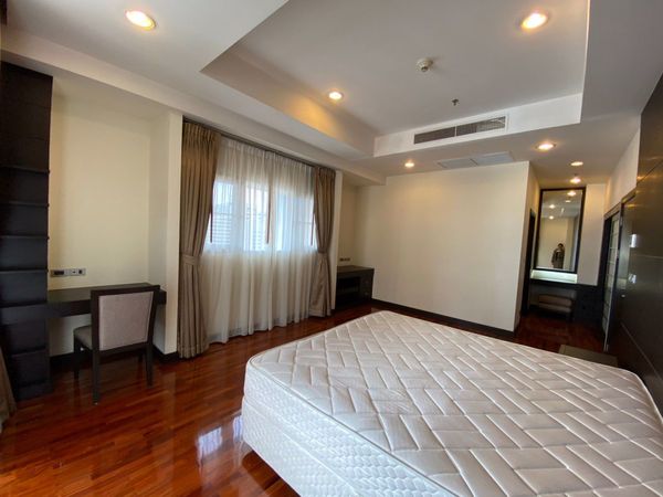 รูปภาพ 3 bed Condo in Grand Mercure Bangkok Asoke Residence Khlong Toei Nuea Sub District C11332