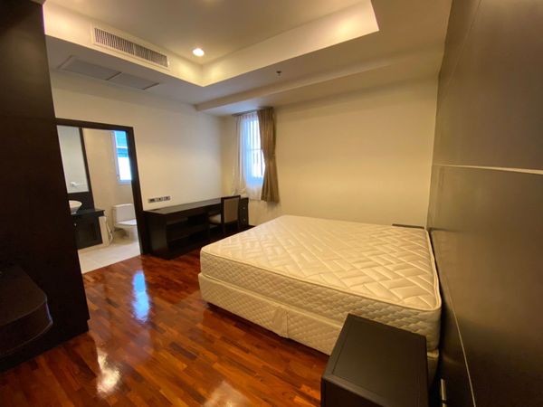 รูปภาพ 3 bed Condo in Grand Mercure Bangkok Asoke Residence Khlong Toei Nuea Sub District C11332