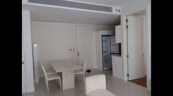 รูปภาพ 2 bed Condo in Q Langsuan Lumphini Sub District C11341