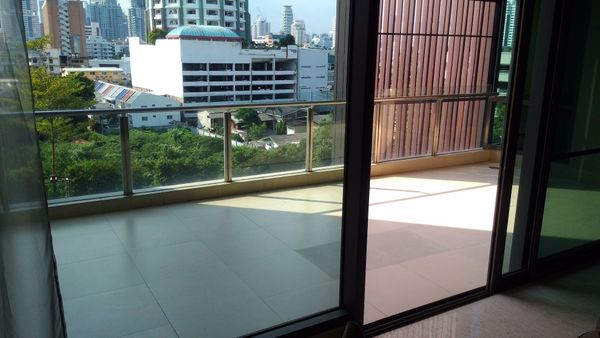 Picture of 3 bed Condo in S 59 Khlong Tan Nuea Sub District C11364