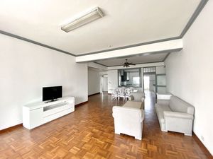 Picture of 3 bed Condo in KC Court Apartment Khlong Tan Nuea Sub District C11372