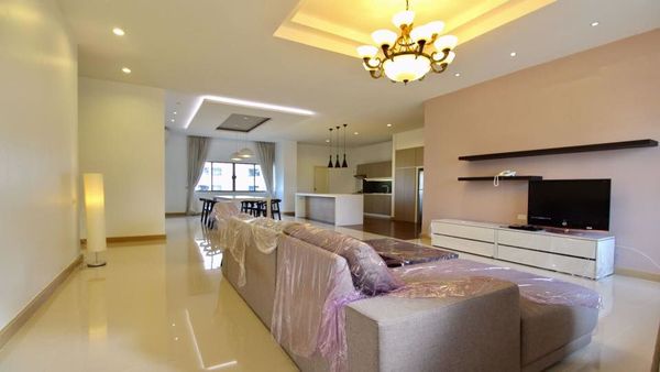 รูปภาพ 3 bed Condo in Magic Bricks Khlong Tan Nuea Sub District C11375